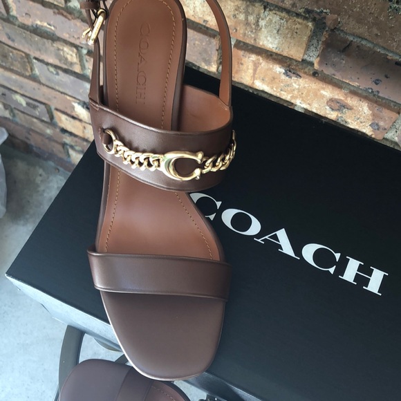 Coach size 11 Mari sandals - Picture 2 of 9